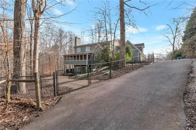 $1,100,000 | 180 Forest Glen Drive, Waleska, GA 30183