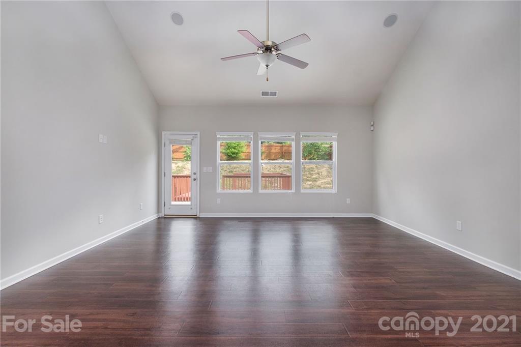 6415 Bluegill Road Charlotte, NC 28216 - Photo 3 of 18 Gallery Image 3