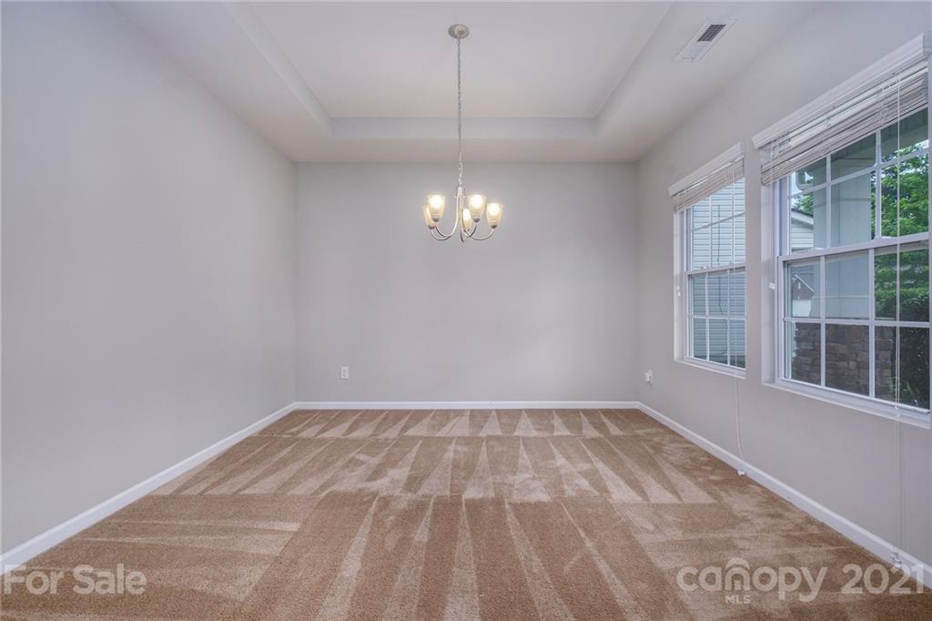 6415 Bluegill Road Charlotte, NC 28216 - Photo 9 of 18 Gallery Image 9