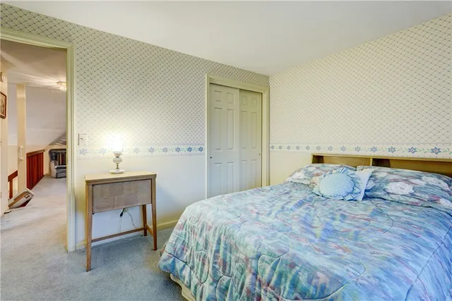 $295,000 | 17 Chenin Run, Perinton, NY 14450