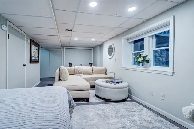 $295,000 | 17 Chenin Run, Perinton, NY 14450