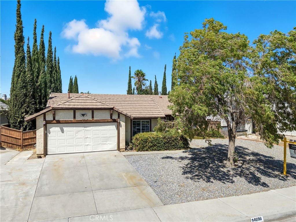 14698 King Canyon Road Victorville, CA 92392 - Photo 1 of 1