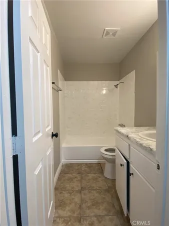 $1,950 | 1023 West 8th Street, Unit C, Pomona, CA 91766