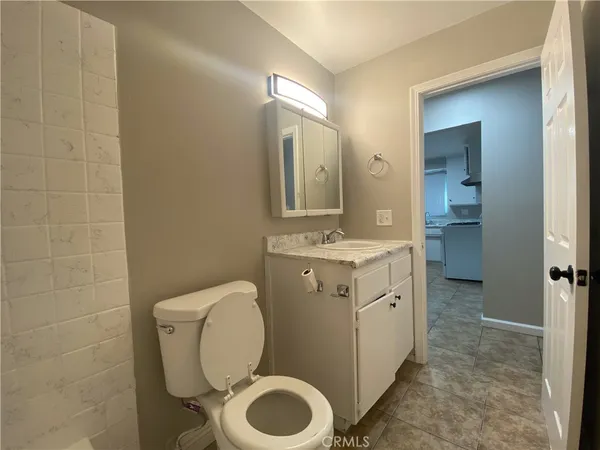 $1,950 | 1023 West 8th Street, Unit C, Pomona, CA 91766
