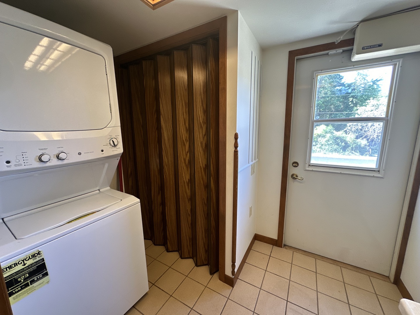 13629 Garden Plain Road Morrison, IL 61270 - Photo 17 of 28 a view of a utility room with windows