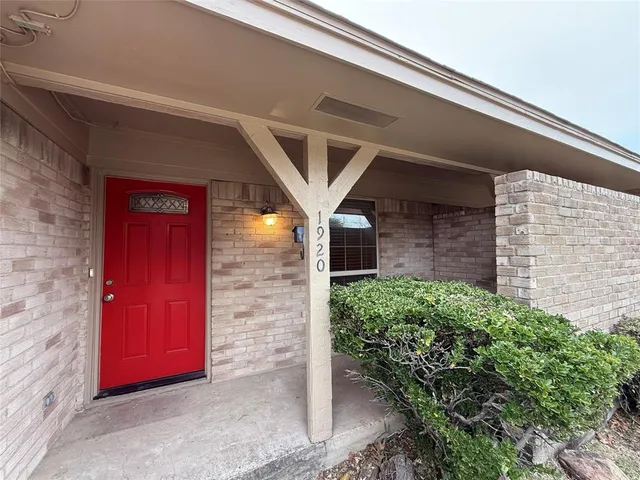 $2,380 | 1920 North Floyd Road, Richardson, TX 75080
