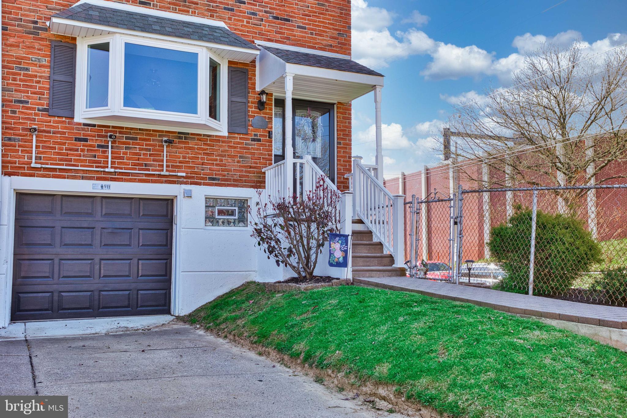 12001 Medford Road Philadelphia, PA 19154 - Photo 3 of 23 Exterior Front