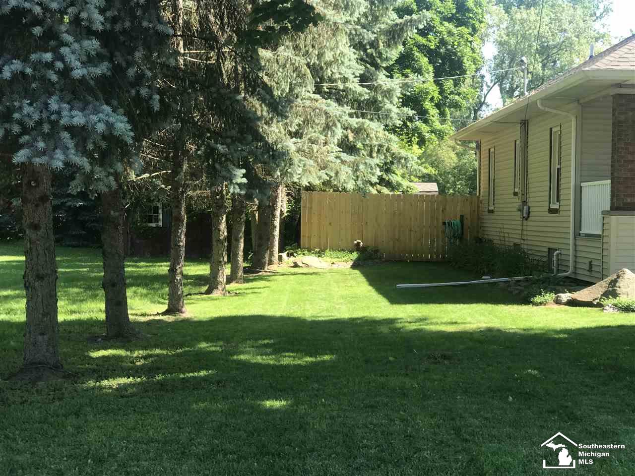 5230 East Dunbar Road Monroe, MI 48161 - Photo 3 of 49