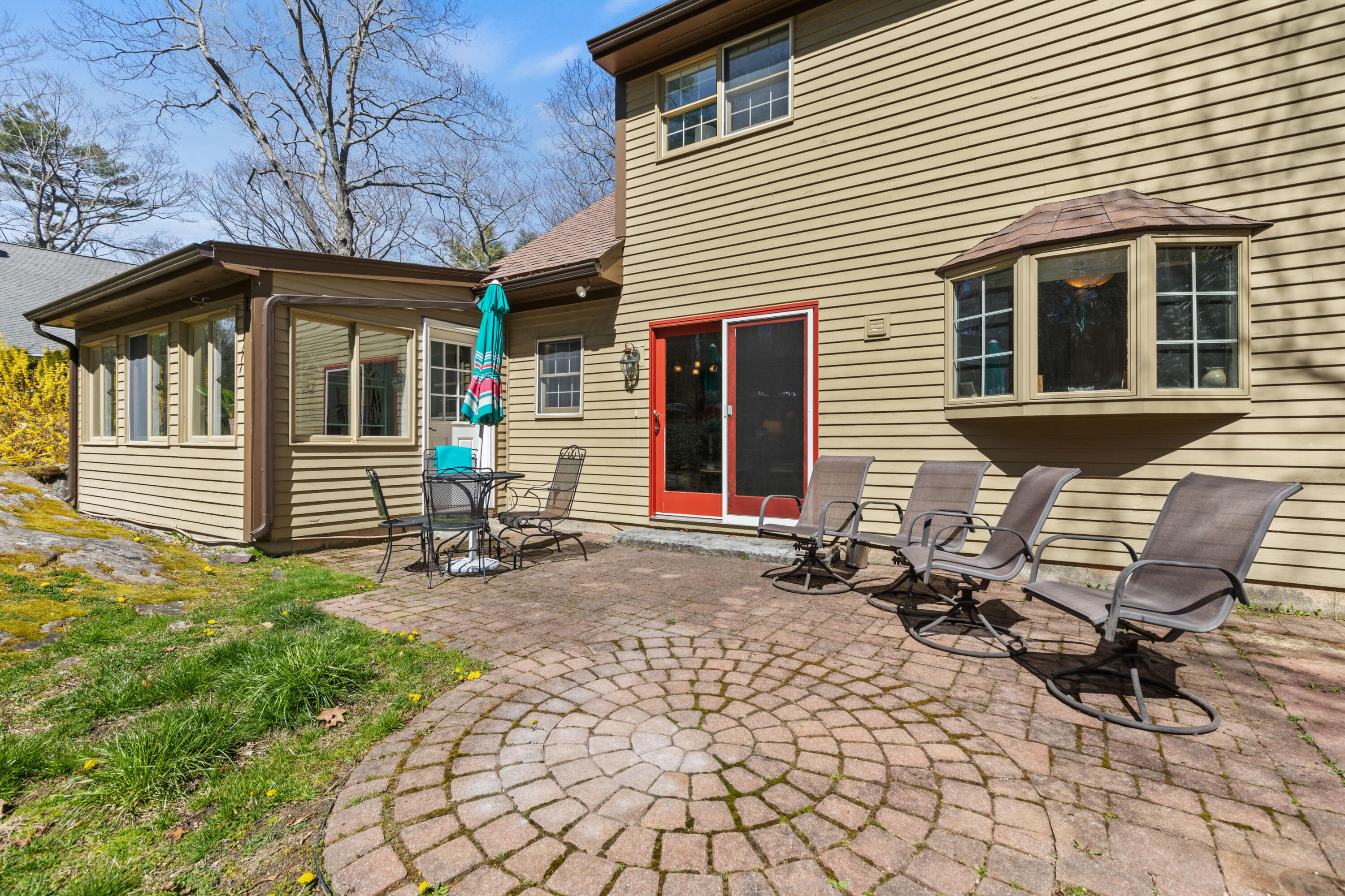 14 Olde Fort Road Cape Elizabeth, ME 04107 - Photo 33 of 44 The Patio