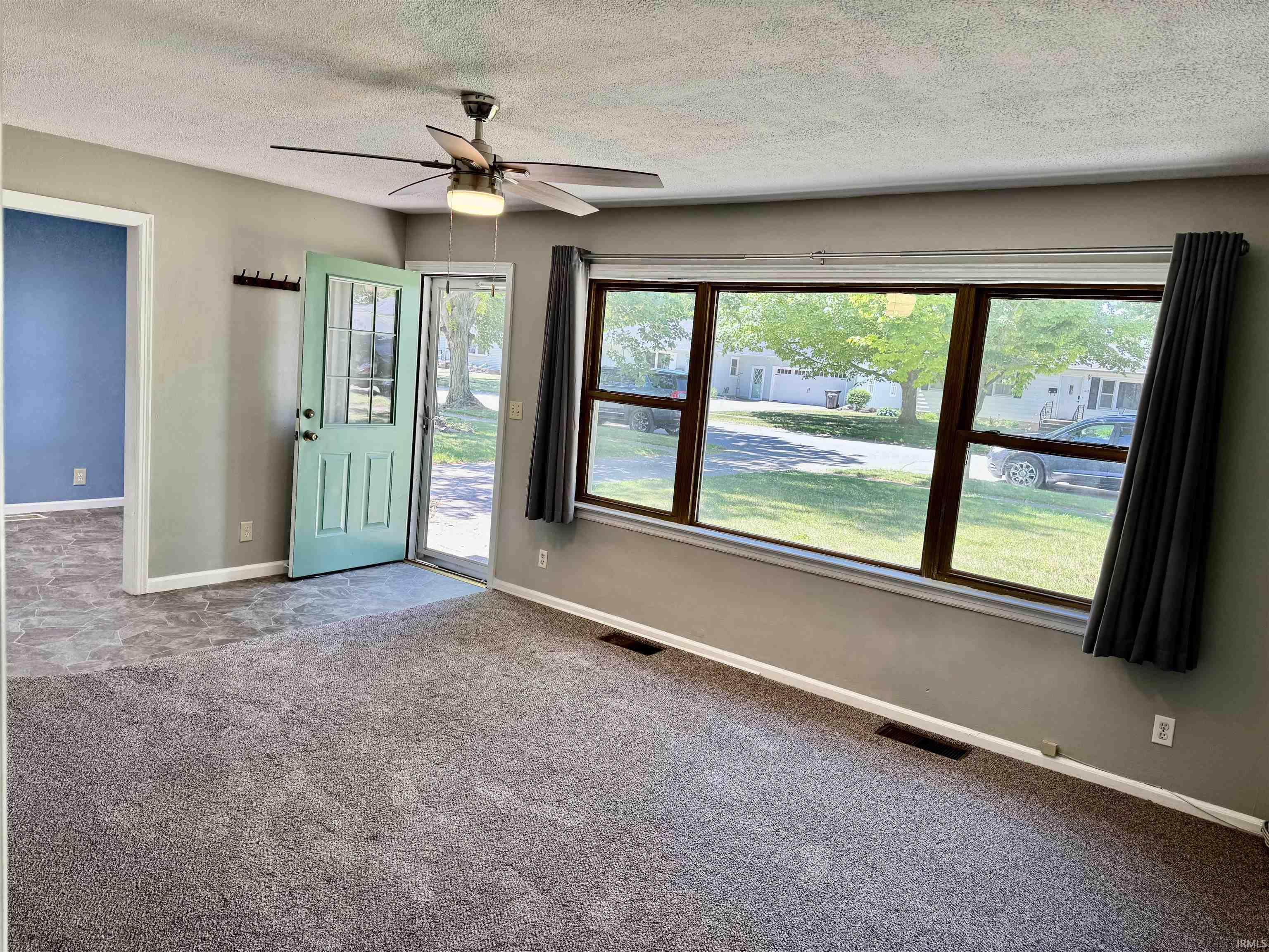 1214 Jackson Boulevard Rochester, IN 46975 - Photo 3 of 20