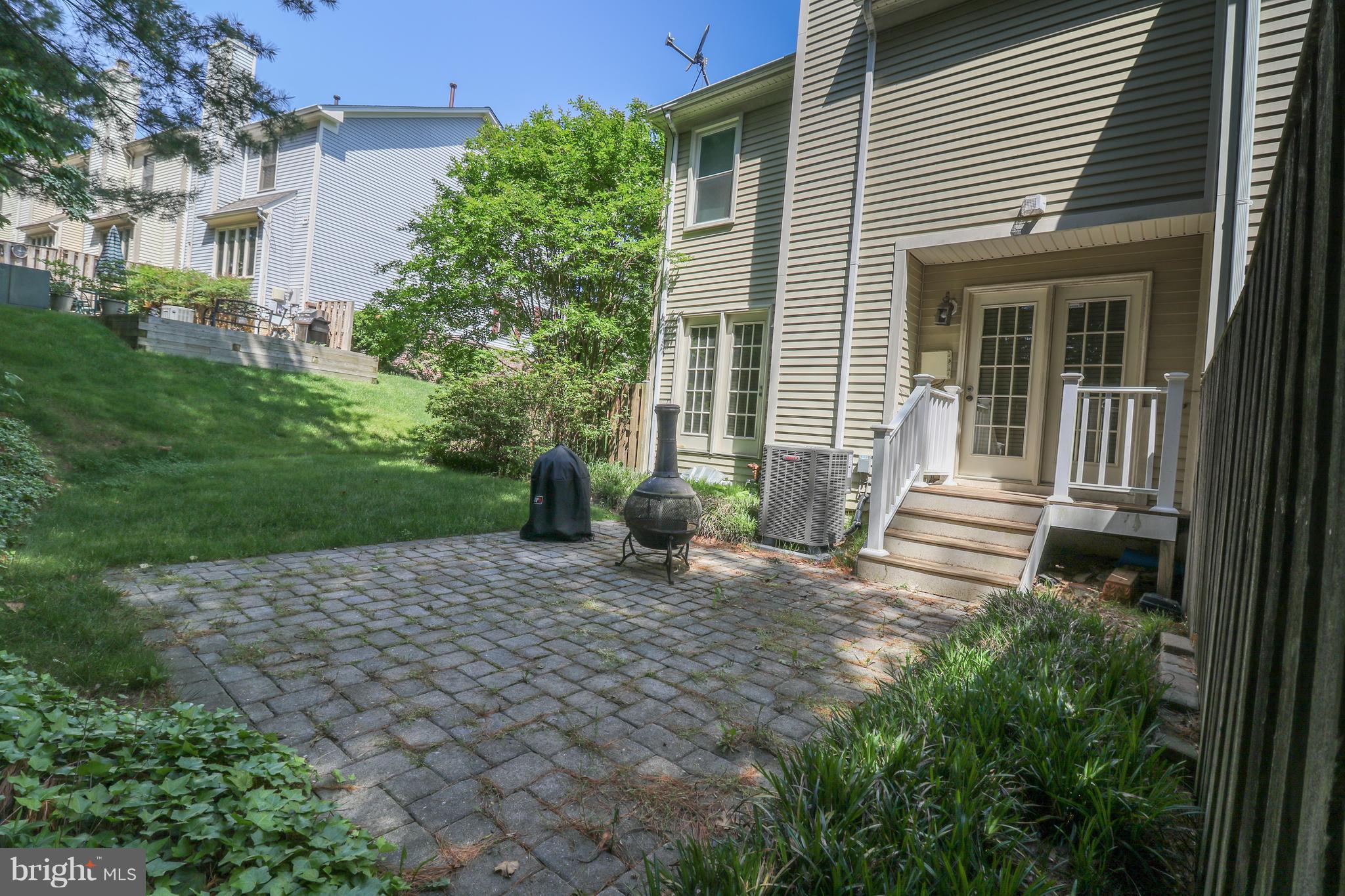 7281 Olde Lantern Way Springfield, VA 22152 - Photo 28 of 30 Exterior (Rear)