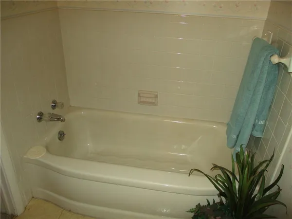 $215,000 | 400 South Washington Avenue, Columbus, KS 66725