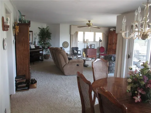 $215,000 | 400 South Washington Avenue, Columbus, KS 66725