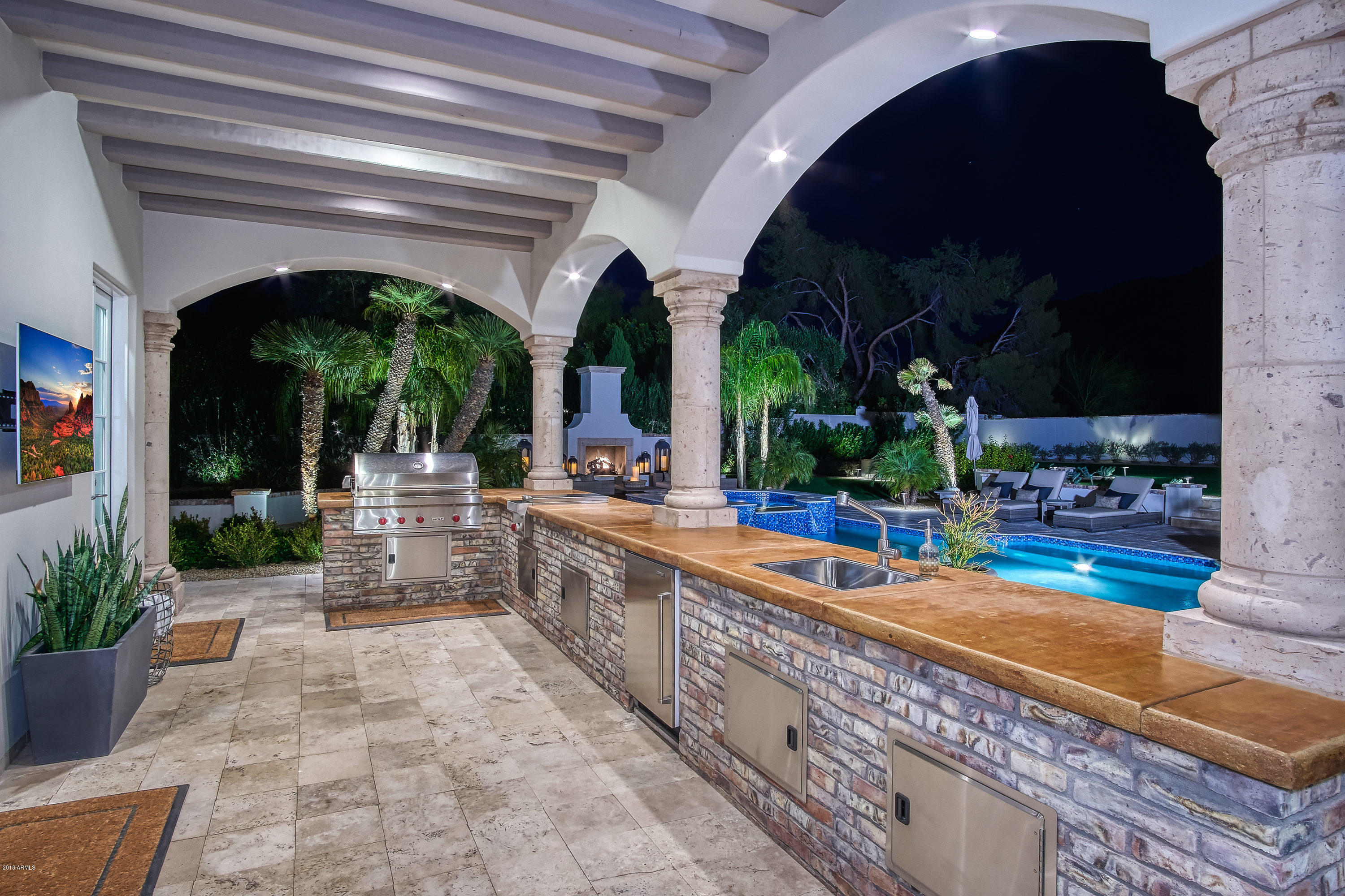 5296 East Roadrunner Road Paradise Valley, AZ 85253 - Photo 101 of 128 11-35-Outdoor Kitchen