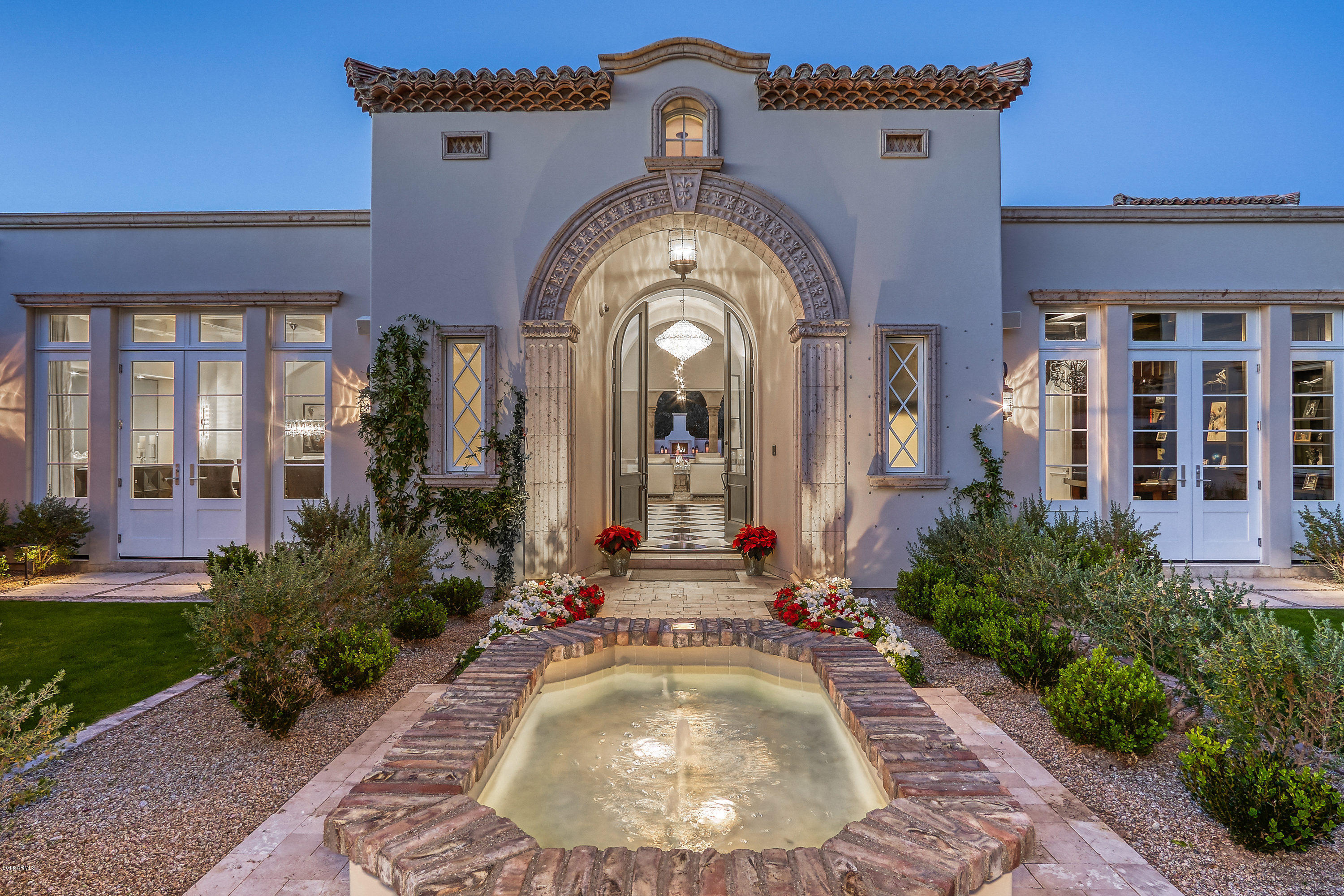 5296 East Roadrunner Road Paradise Valley, AZ 85253 - Photo 19 of 128 30-52-Courtyard