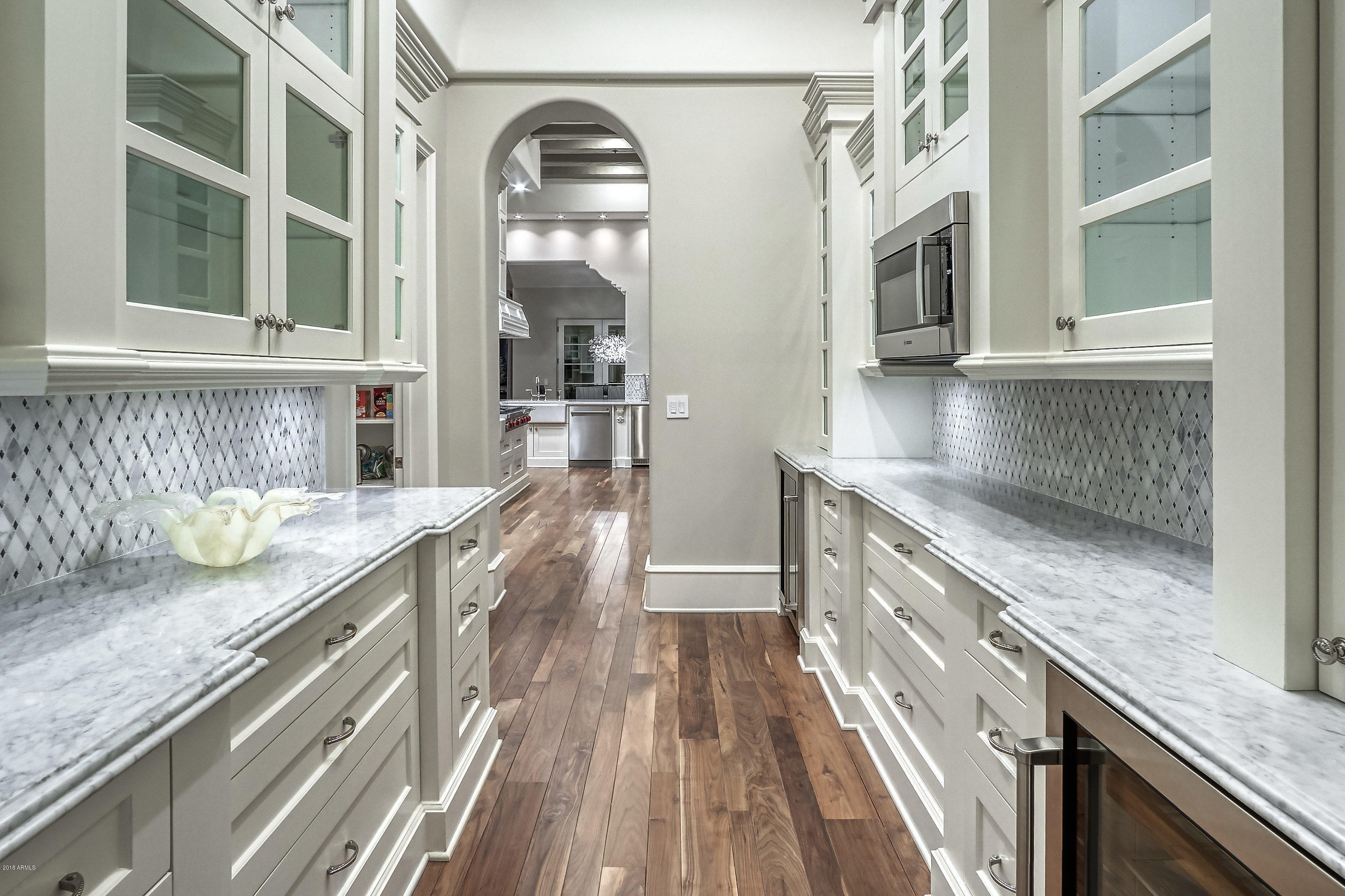 5296 East Roadrunner Road Paradise Valley, AZ 85253 - Photo 52 of 128 56-81-Butlers Pantry