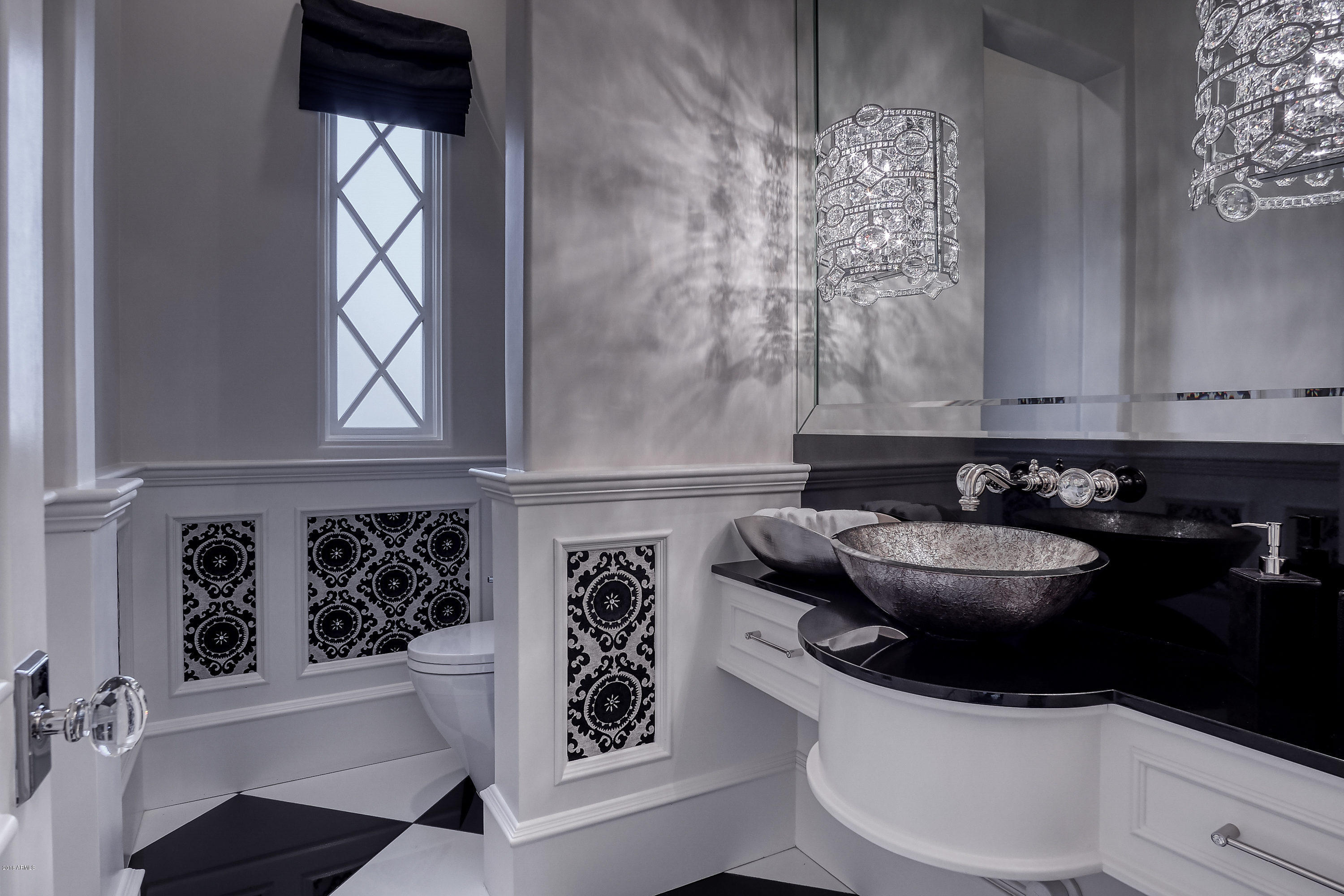 5296 East Roadrunner Road Paradise Valley, AZ 85253 - Photo 79 of 128 35-57-Powder Room
