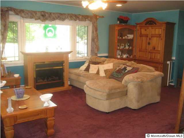 705 Paramount Way Brick, NJ 08724 - Photo 3 of 11 Additional Photo