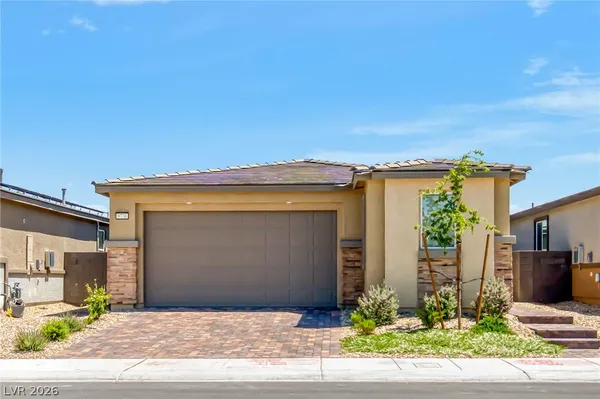 $2,550 | 9770 Redwood Cascade Street, Las Vegas, NV 89143