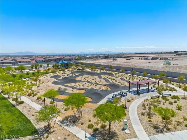 $2,550 | 9770 Redwood Cascade Street, Las Vegas, NV 89143