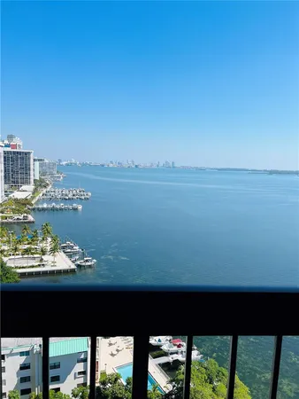 $3,300 | 2333 Brickell Avenue, Unit 1803, Miami, FL 33129