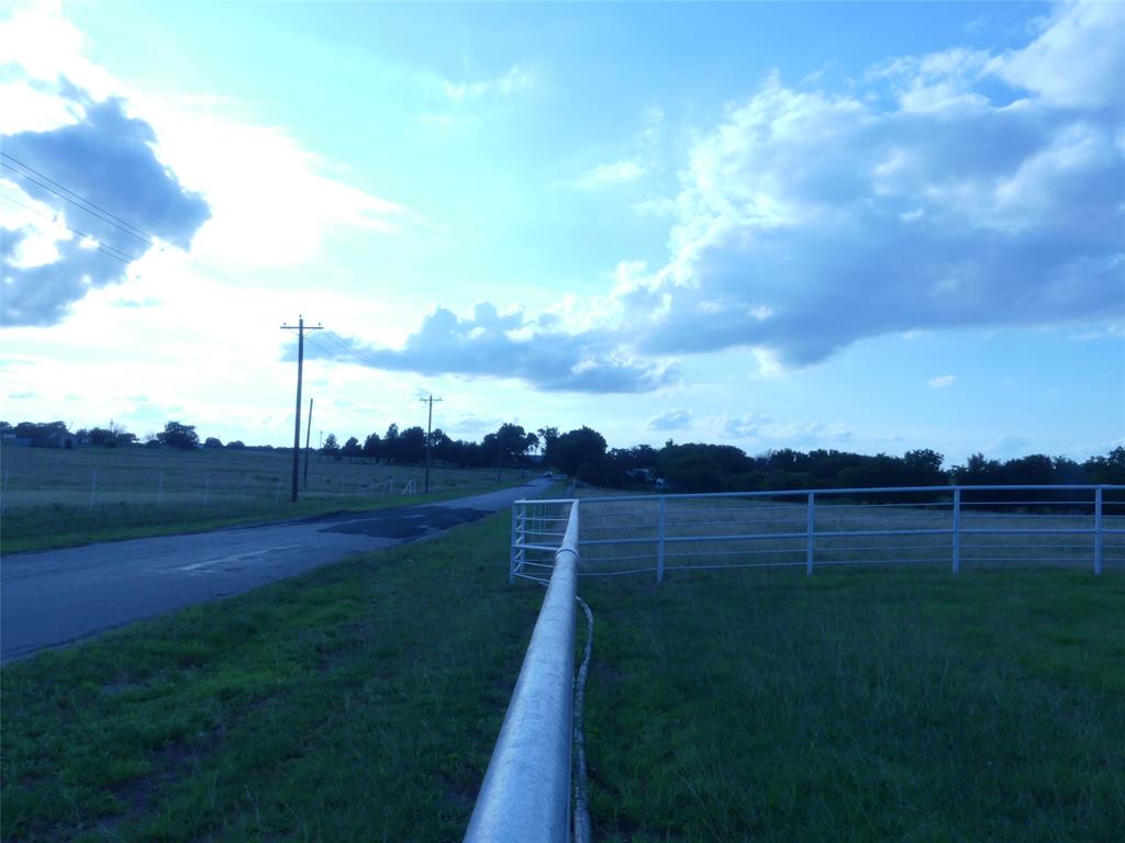 644 Mac's Grocery Road Bowie, TX 76230 - Photo 13 of 39