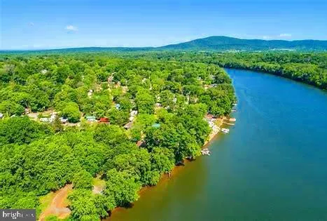 $110,000 | 58 Yogi Bear Boulevard, Falling Waters, WV 25419