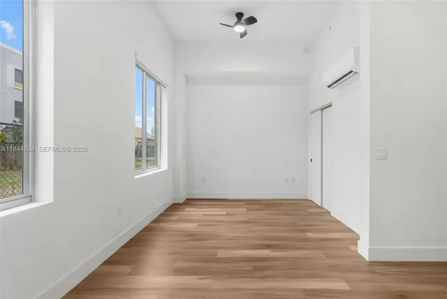 $1,892 | 650 Southwest 1st Street, Unit 203, Miami, FL 33130