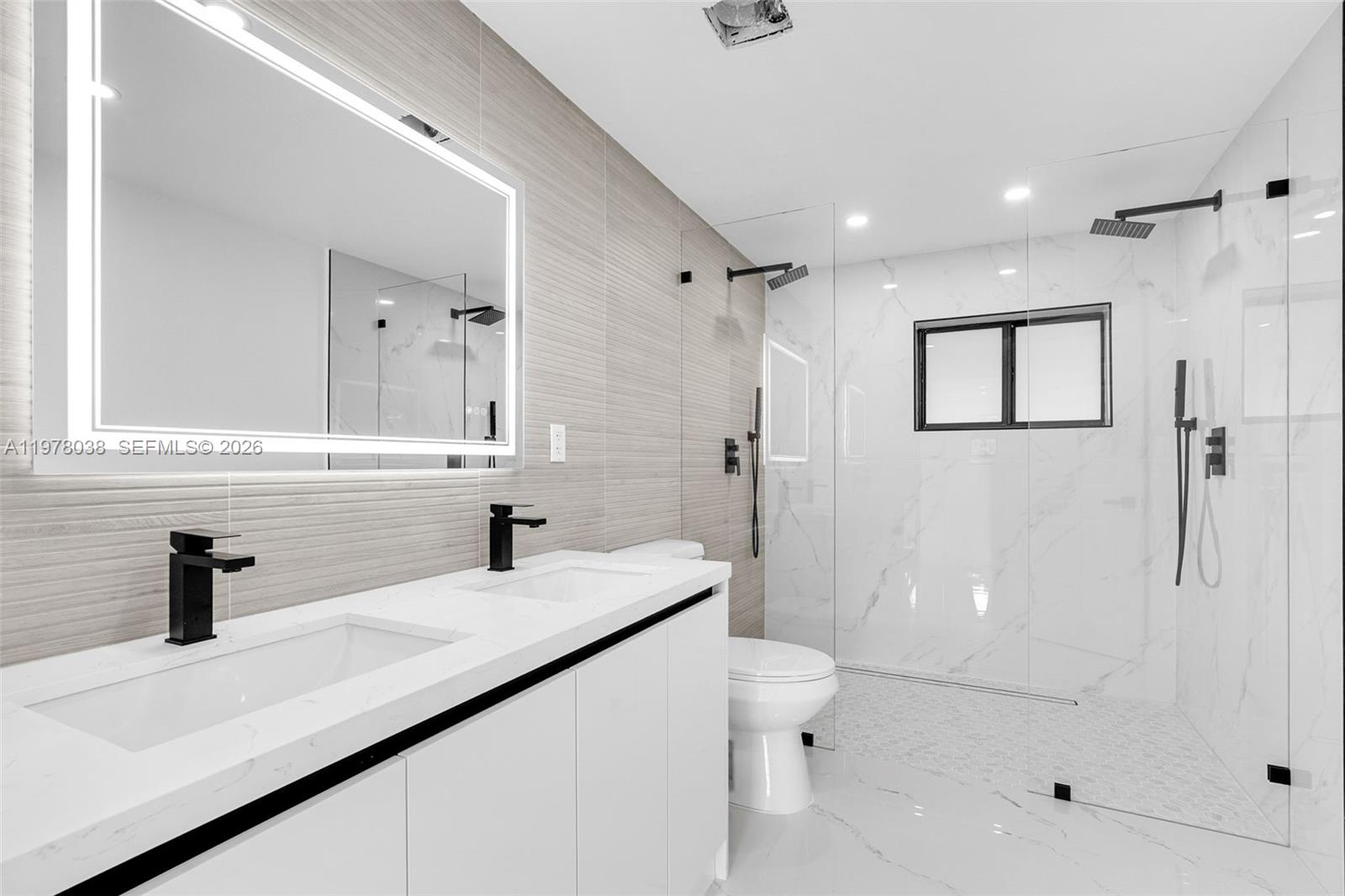 695 West 73rd Place Hialeah, FL 33014 - Photo 22 of 27