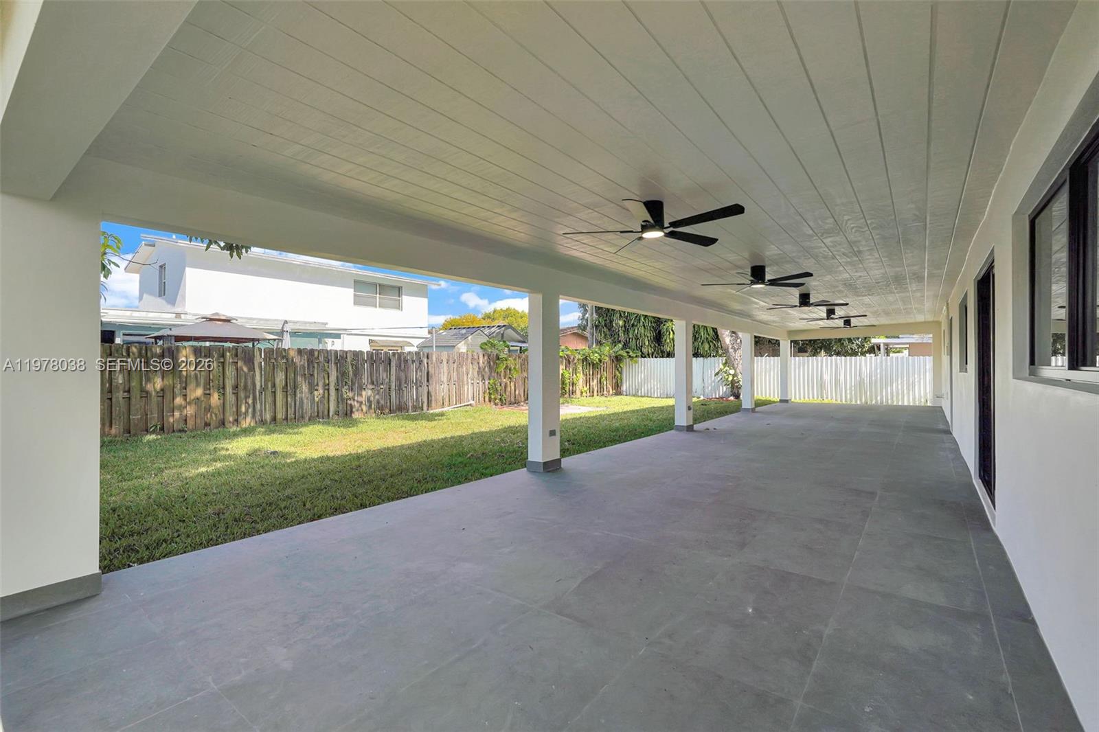 695 West 73rd Place Hialeah, FL 33014 - Photo 26 of 27