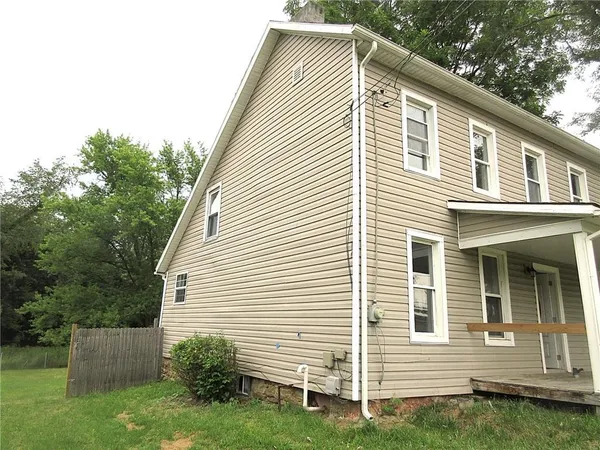 $108,000 | 931 Mapletown Road, Greensboro, PA 15338