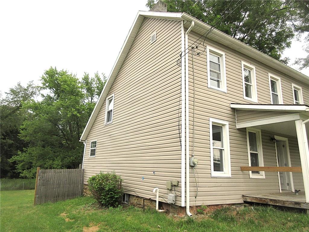 931 Mapletown Road Greensboro, PA 15338 - Photo 3 of 13