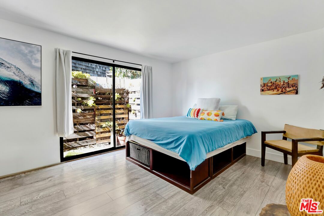 29231 Heathercliff Road, Unit 1 Malibu, CA 90265 - Photo 15 of 20