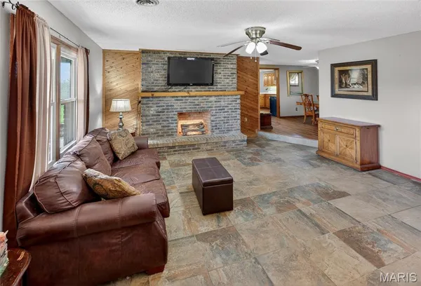 $474,900 | 4311 County Road 379, Whitewater, MO 63785