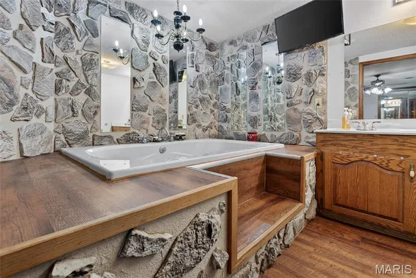 $474,900 | 4311 County Road 379, Whitewater, MO 63785