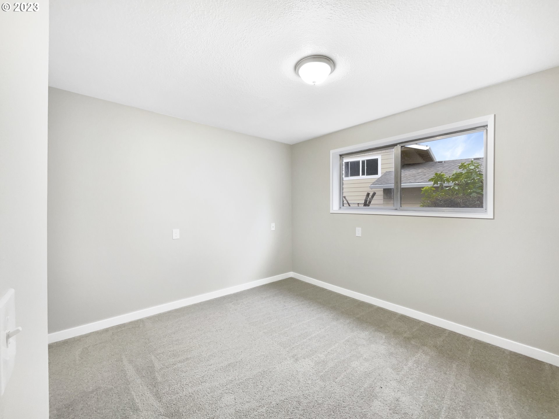 17585 Springhill Place Gladstone, OR 97027 - Photo 21 of 29 Gallery Image 21