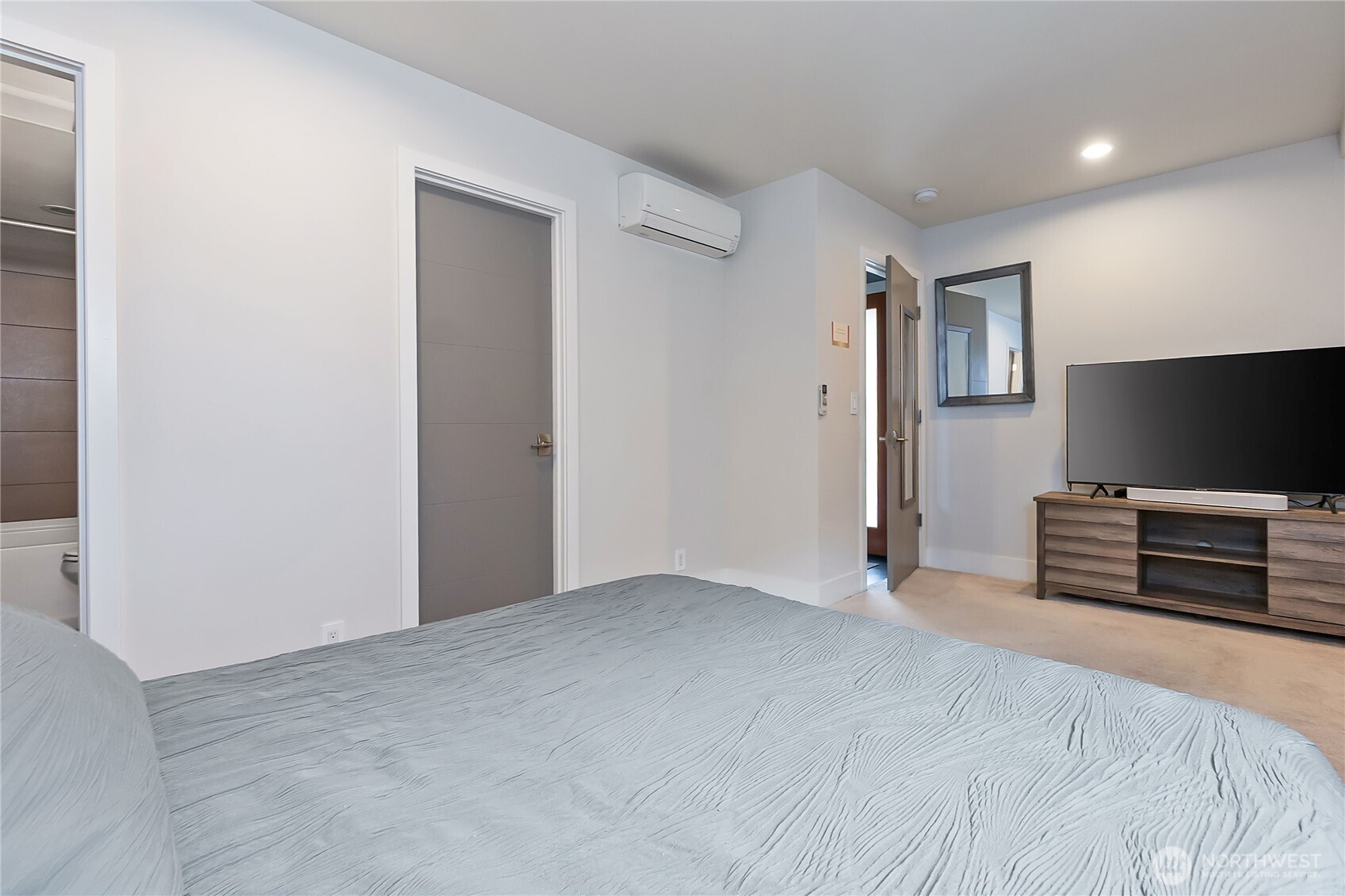 1761 20th Avenue South Seattle, WA 98144 - Photo 14 of 39