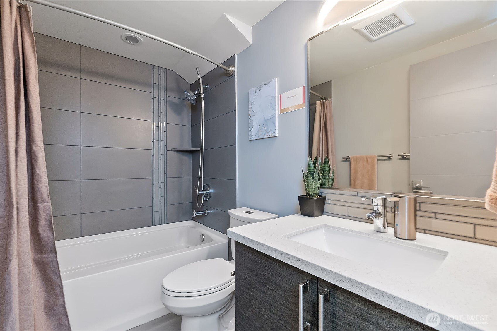 1761 20th Avenue South Seattle, WA 98144 - Photo 15 of 39