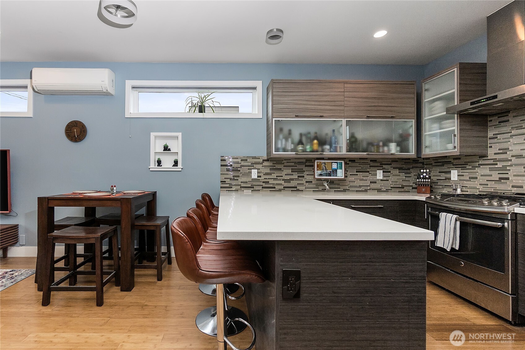 1761 20th Avenue South Seattle, WA 98144 - Photo 18 of 39