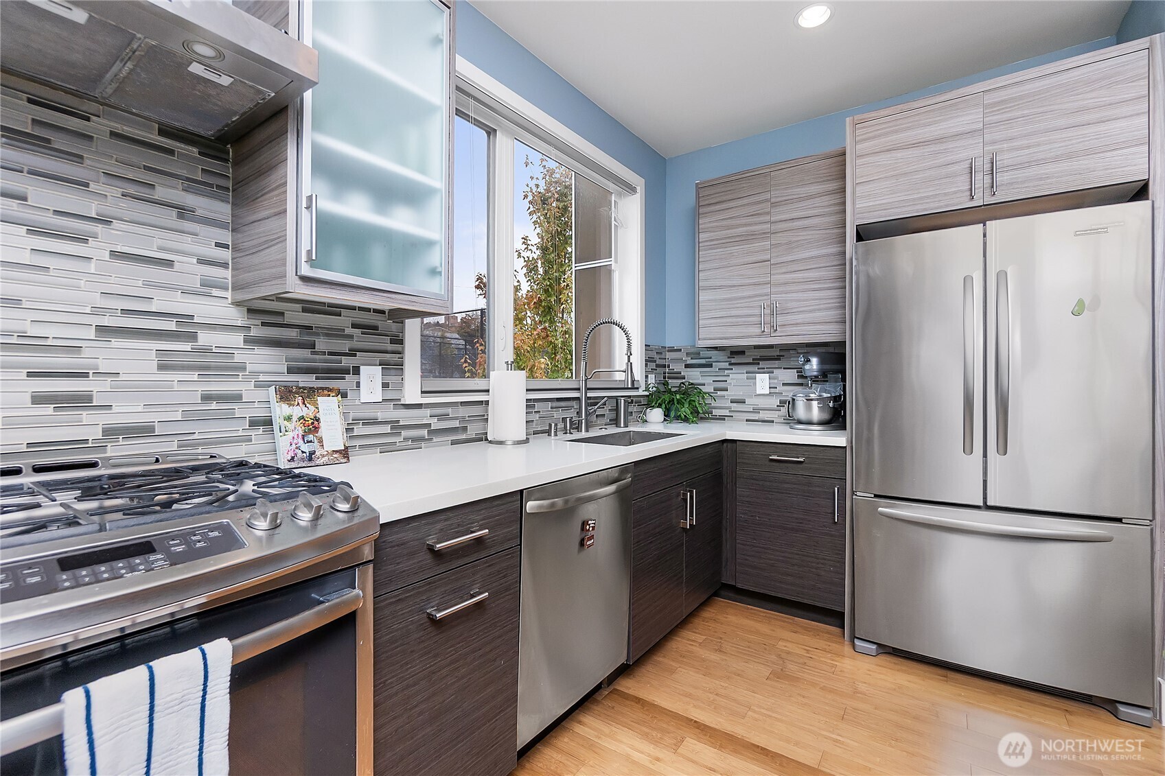 1761 20th Avenue South Seattle, WA 98144 - Photo 21 of 39