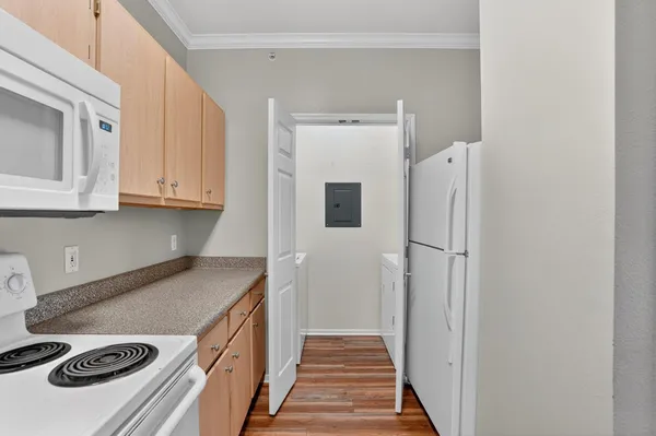 $314,999 | 701 Gibson Drive, Unit 1712, Roseville, CA 95678