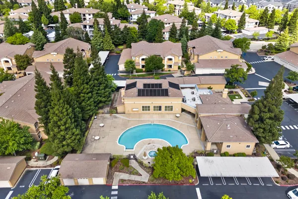 $314,999 | 701 Gibson Drive, Unit 1712, Roseville, CA 95678