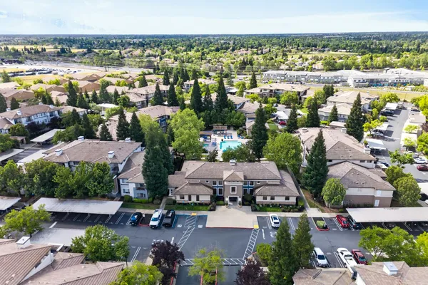 $314,999 | 701 Gibson Drive, Unit 1712, Roseville, CA 95678