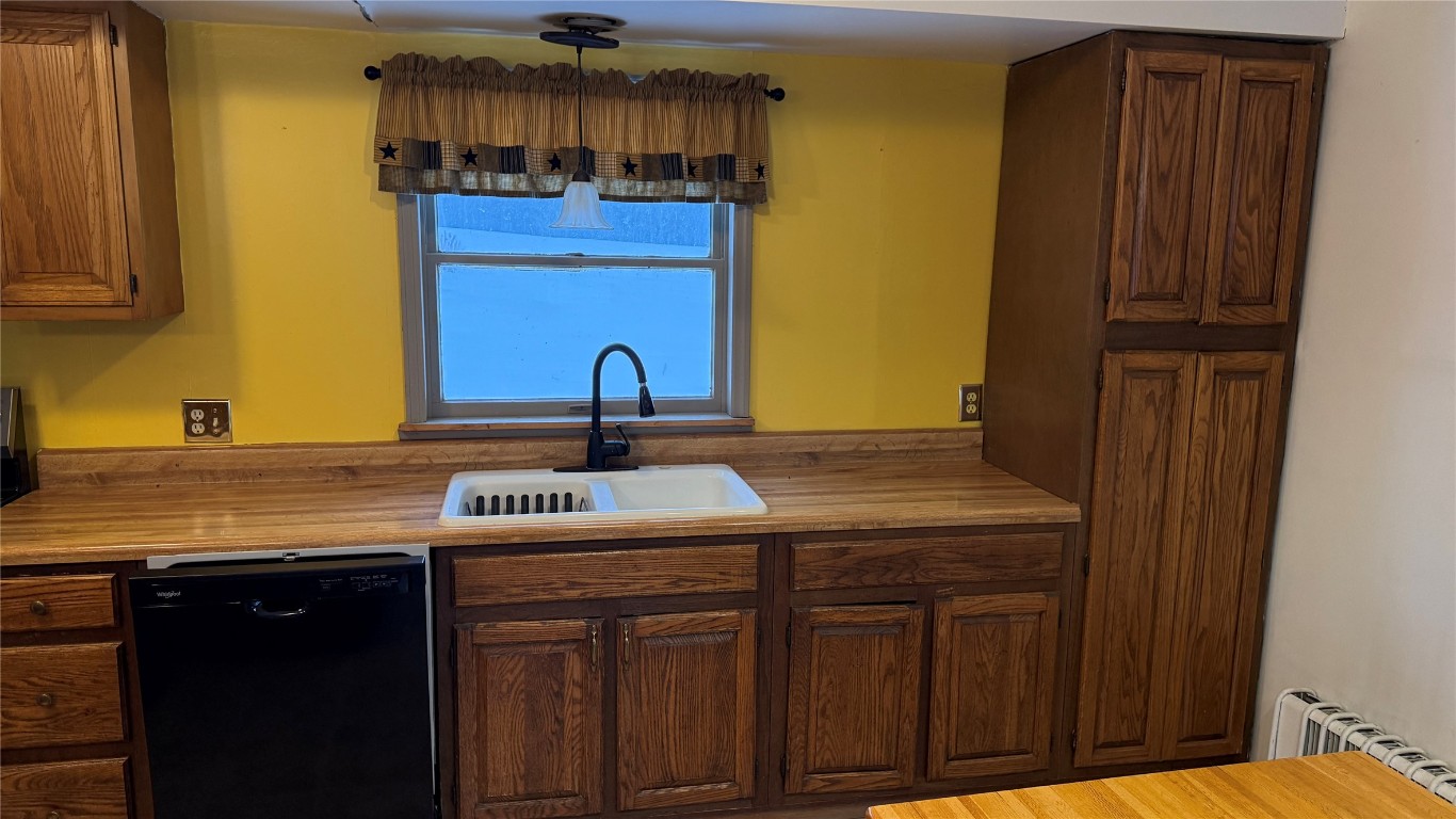 518 Cummings Road Greene, NY 13778 - Photo 4 of 16