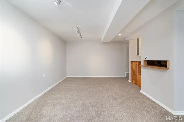 $214,900 | 7274 Tannoia Drive, Hazelwood, MO 63042