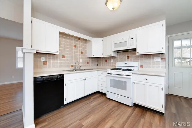 $214,900 | 7274 Tannoia Drive, Hazelwood, MO 63042