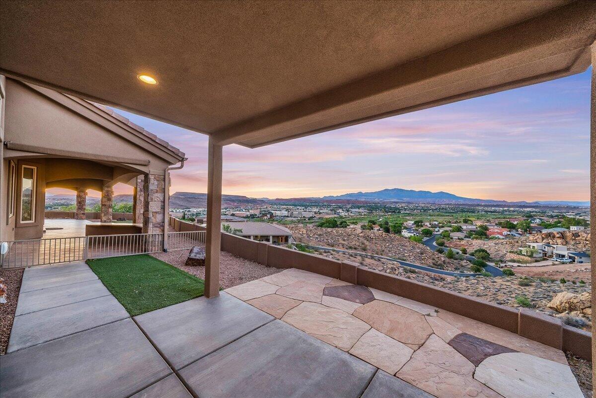2255 Hill Road, Unit 15 St. George, UT 84790 - Photo 38 of 40 Casita - Patio