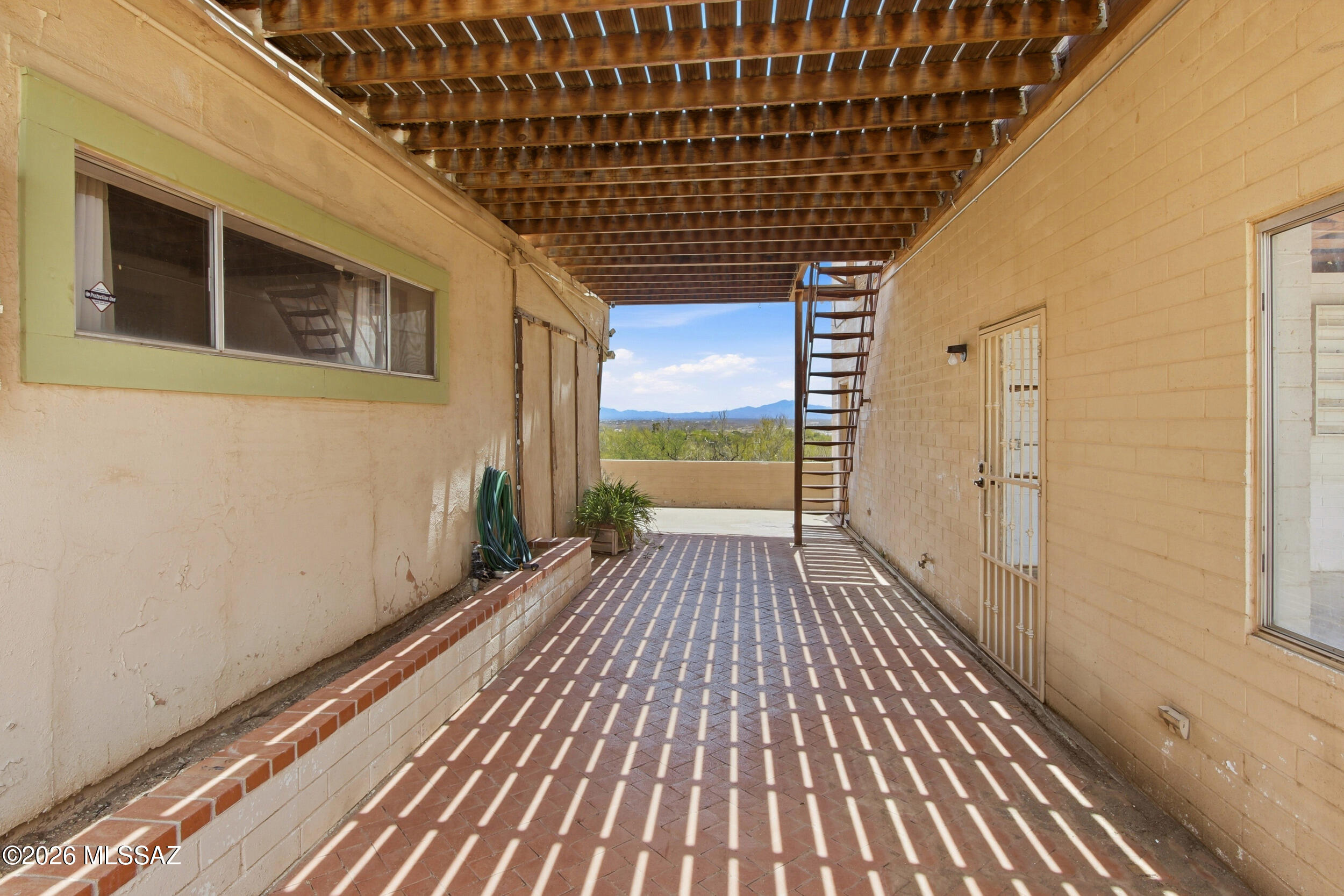 11770 East Irvington Road Tucson, AZ 85747 - Photo 4 of 16 30_irvington_ground_007