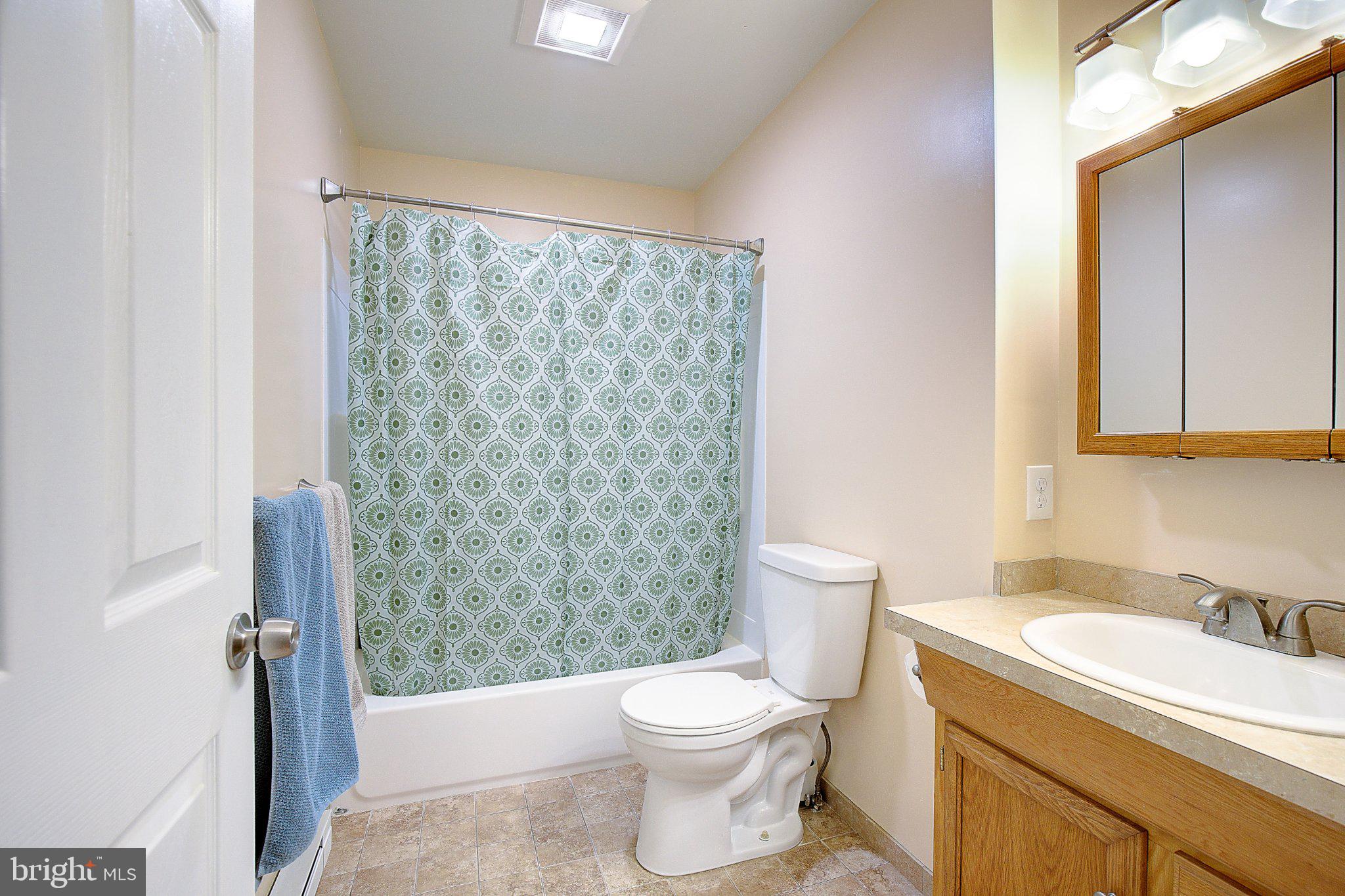 1718 Ridgely Road Edgewater, MD 21037 - Photo 7 of 19 Bright and inviting bathroom retreat.