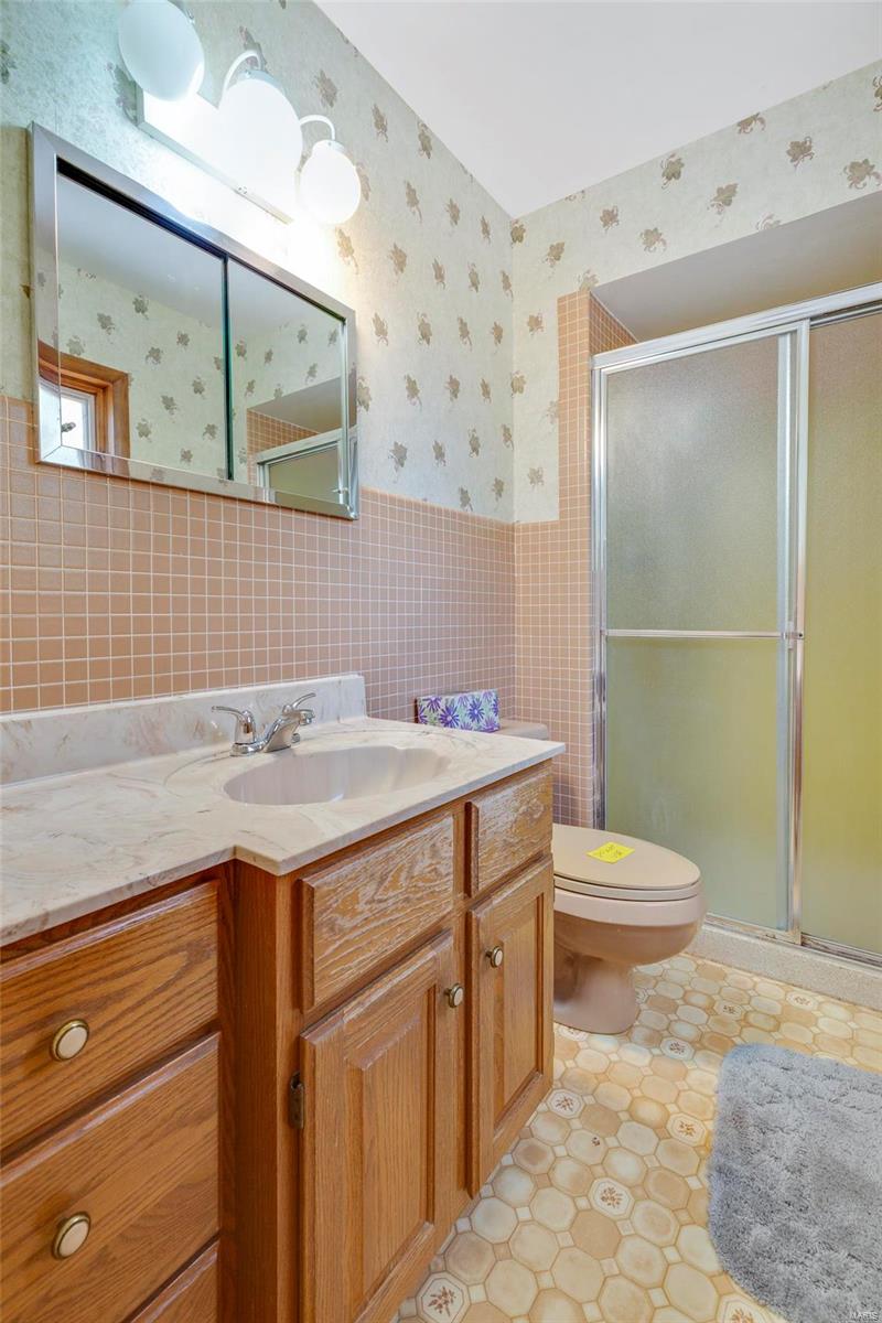 12210 Robyn Road Sunset Hills, MO 63127 - Photo 23 of 33 Gallery Image 23